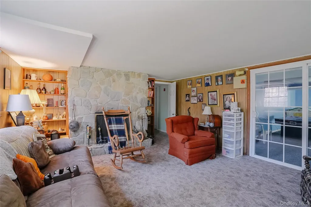 13 Edna Drive Hyde Park NY 12538