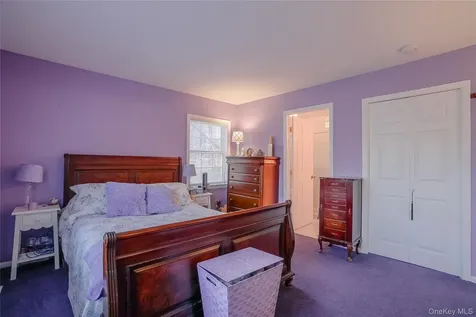 13 Edna Drive Hyde Park NY 12538