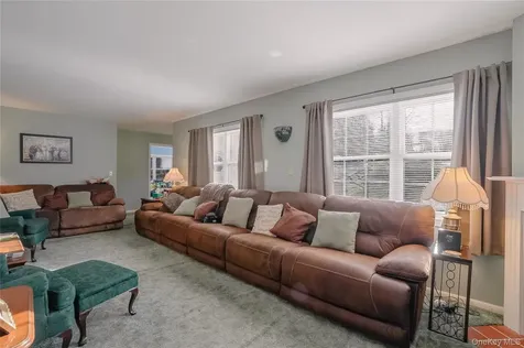 13 Edna Drive Hyde Park NY 12538