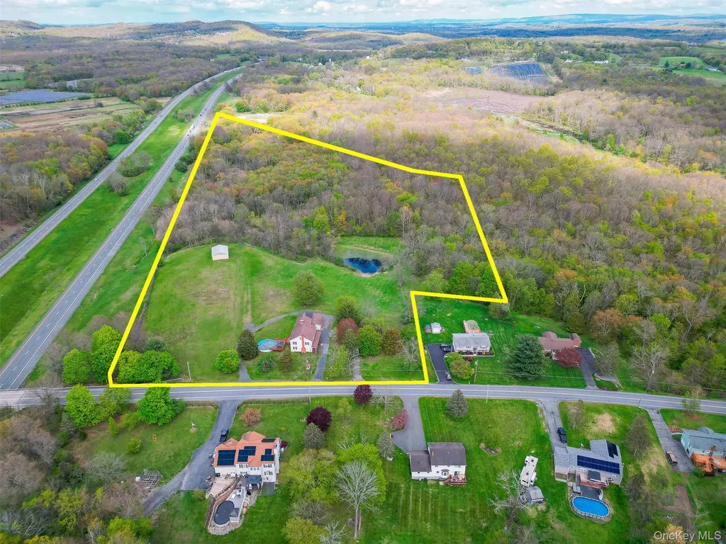 238 S Centerville Road Middletown NY 10940