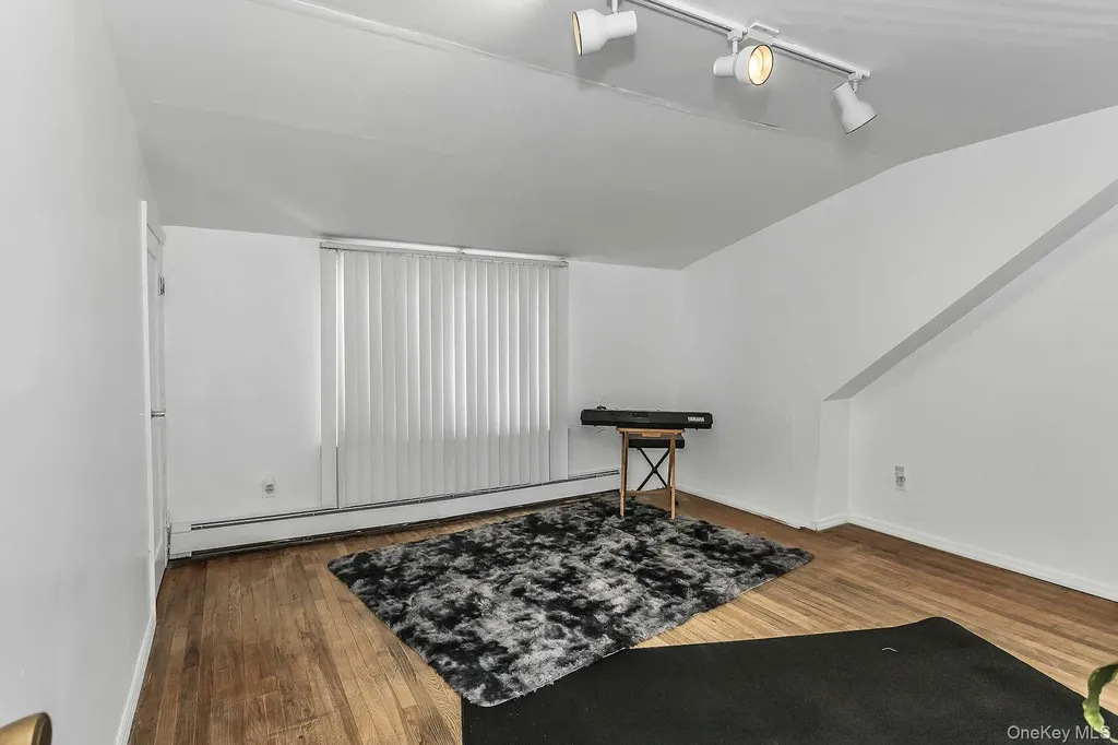 31 Cedar Street Roosevelt NY 11575