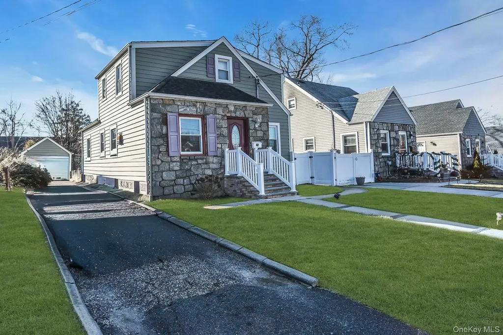 31 Cedar Street Roosevelt NY 11575