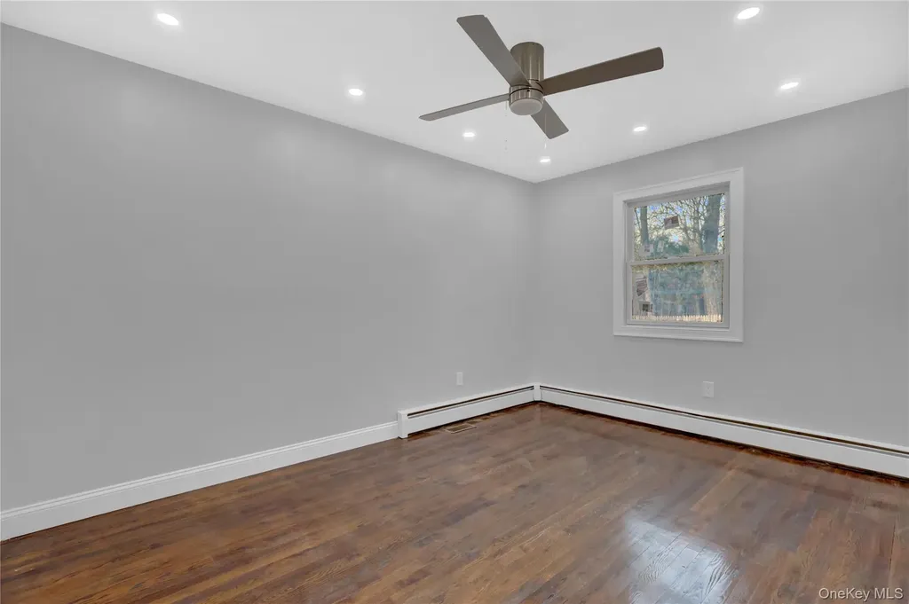321 Smith Road Shirley NY 11967