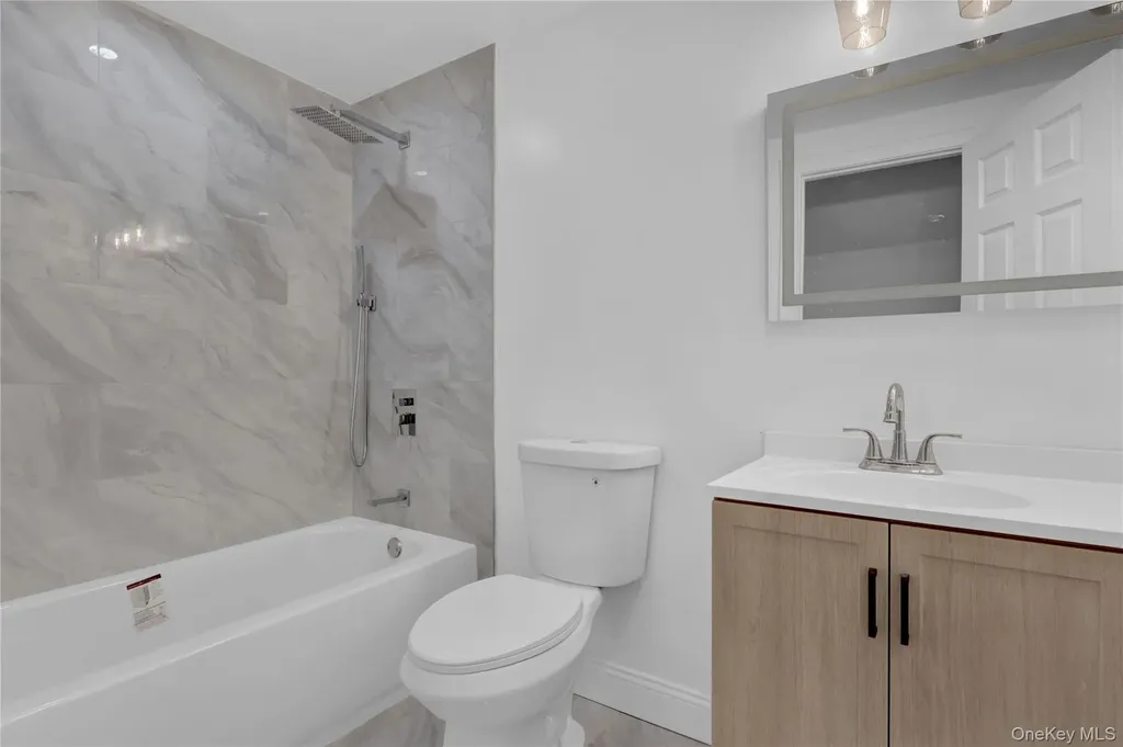 321 Smith Road Shirley NY 11967