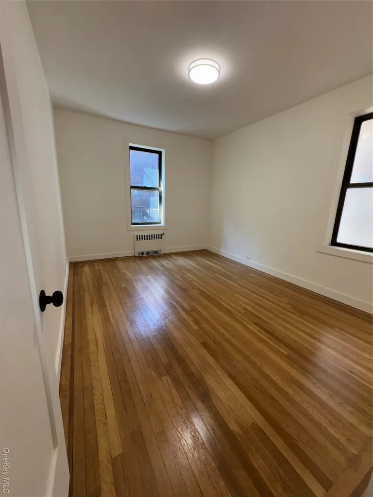 2925 Mathews Avenue Bronx NY 10467
