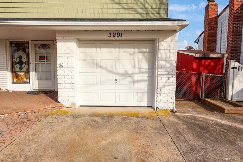 3291 Wolfson Drive Baldwin NY 11510