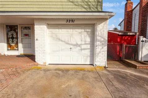 3291 Wolfson Drive Baldwin NY 11510