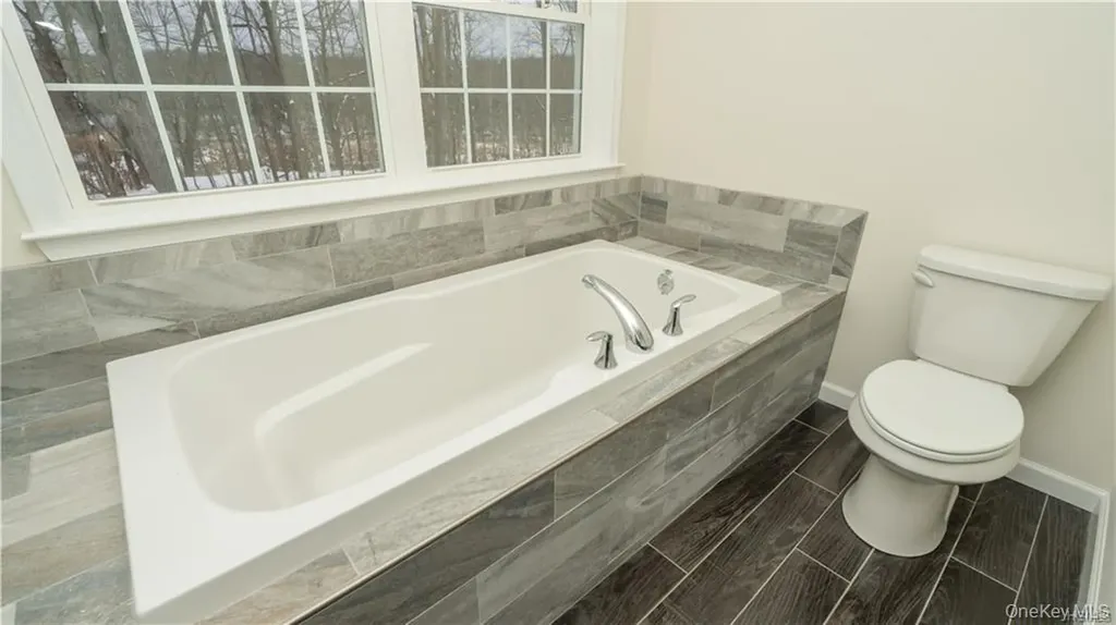5 Harrier Ridge Drive Wallkill NY 12589