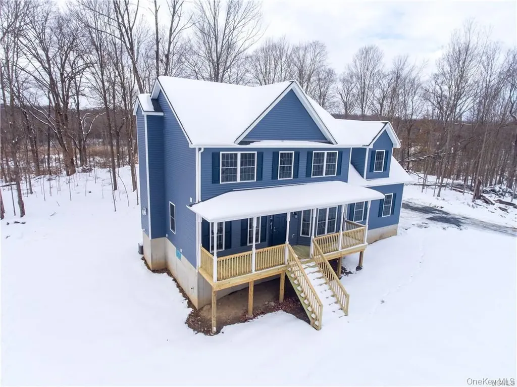 5 Harrier Ridge Drive Wallkill NY 12589