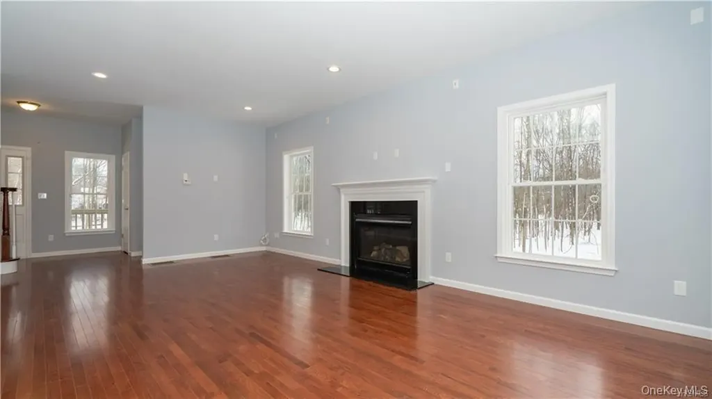 5 Harrier Ridge Drive Wallkill NY 12589