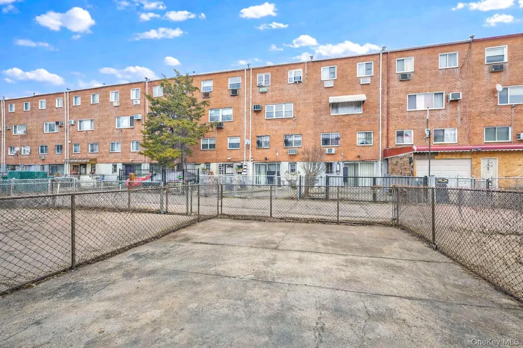 989 Schenck Avenue Brooklyn NY 11207
