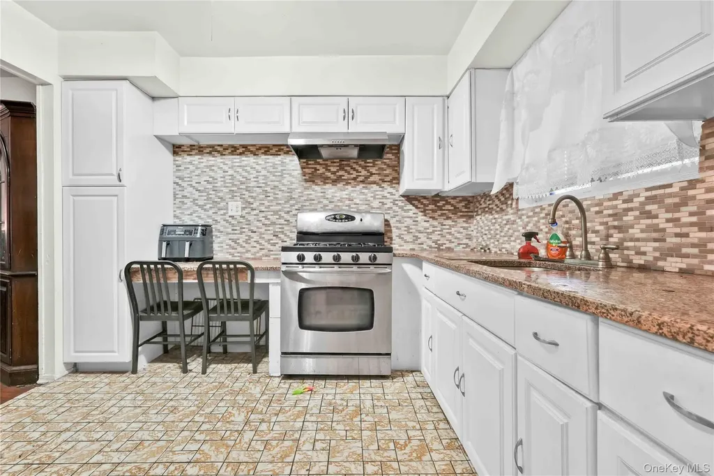 989 Schenck Avenue Brooklyn NY 11207