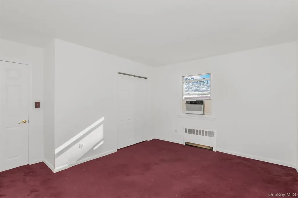 305 Glenbrook Avenue Yonkers NY 10705