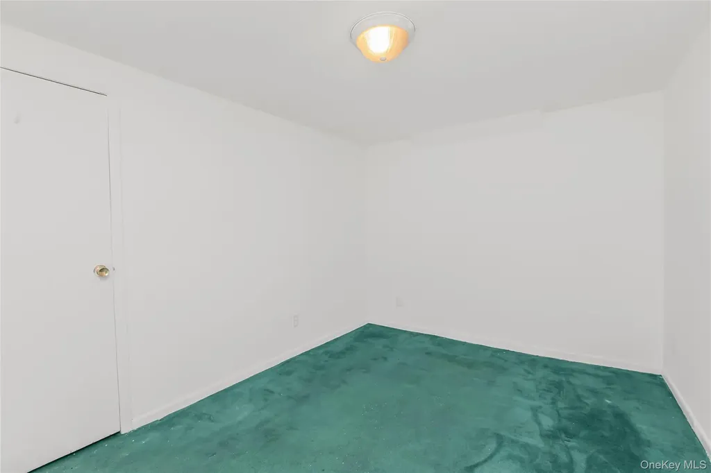 305 Glenbrook Avenue Yonkers NY 10705