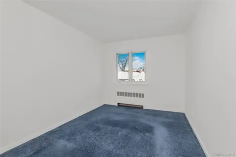 305 Glenbrook Avenue Yonkers NY 10705