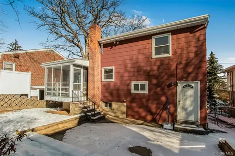 305 Glenbrook Avenue Yonkers NY 10705