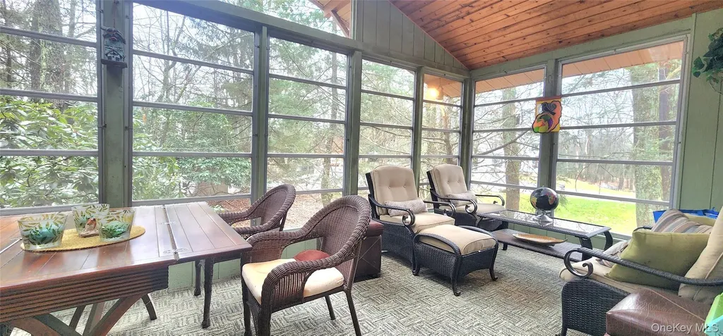 63 Pebble Path Rock Hill NY 12775