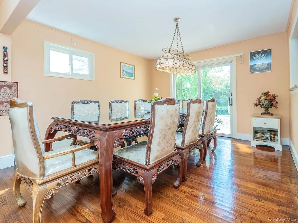 2 Stonytown Road Manhasset NY 11030