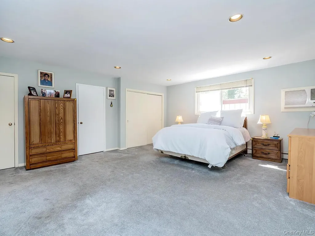 2 Stonytown Road Manhasset NY 11030