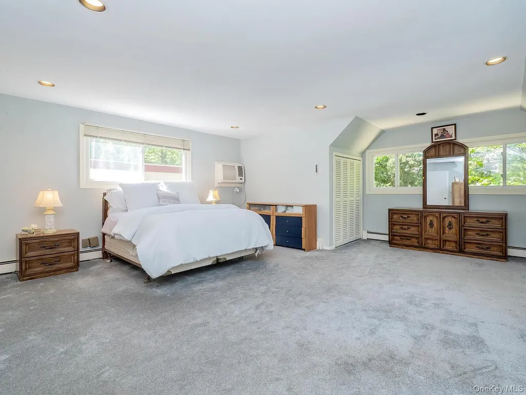 2 Stonytown Road Manhasset NY 11030