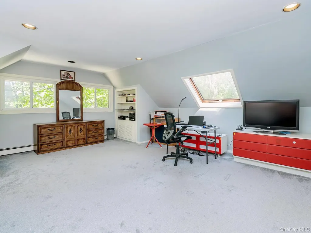 2 Stonytown Road Manhasset NY 11030