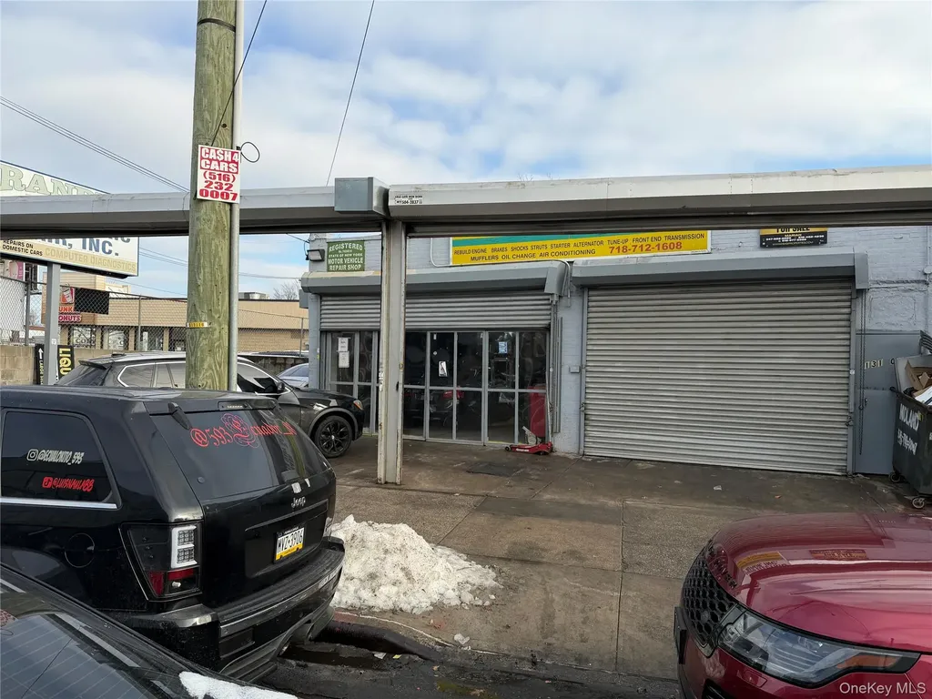 13101 Farmers Boulevard Boulevard Jamaica NY 11434