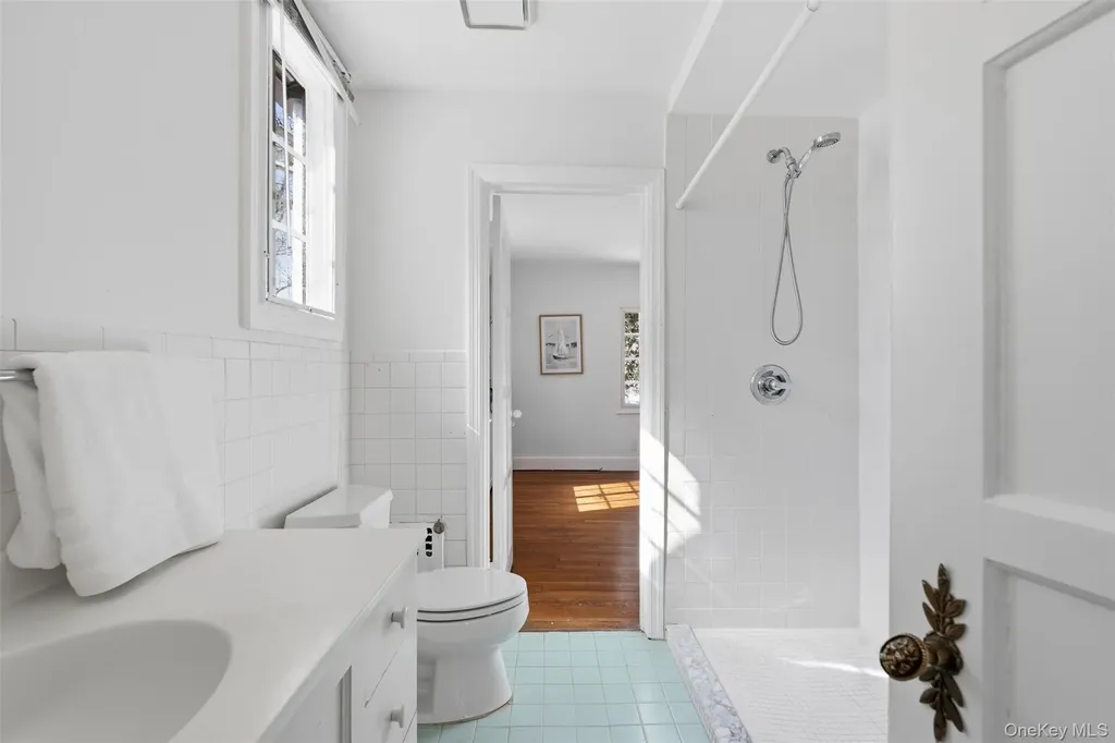2 Springdale Road Larchmont NY 10538
