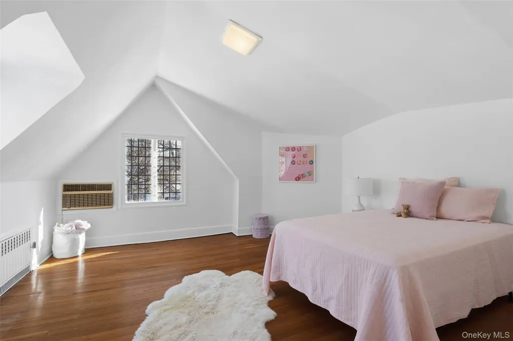 2 Springdale Road Larchmont NY 10538
