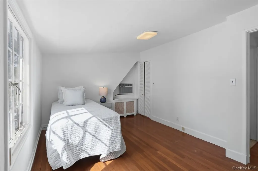 2 Springdale Road Larchmont NY 10538
