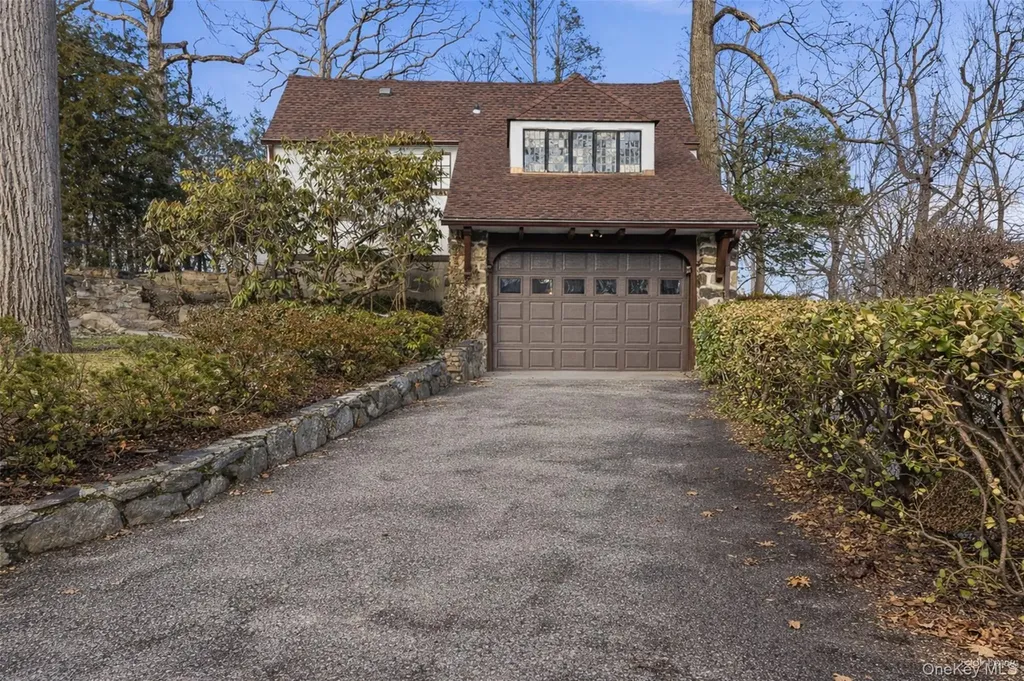 2 Springdale Road Larchmont NY 10538