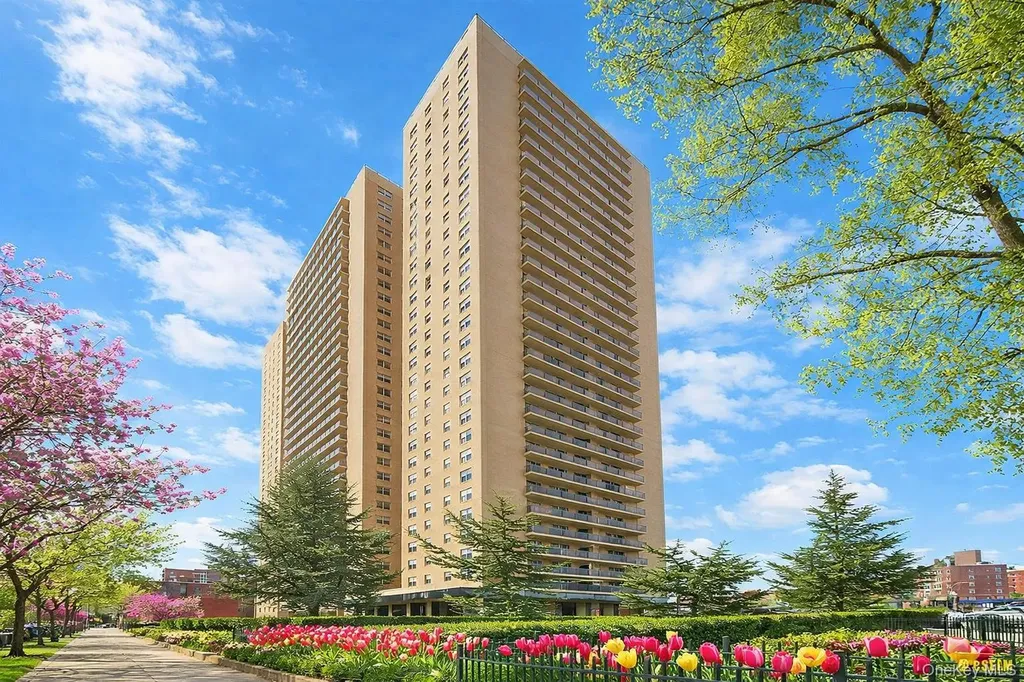110-11 Queens Boulevard Forest Hills NY 11375