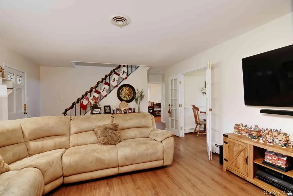 5 Wintergreen Drive Coram NY 11727