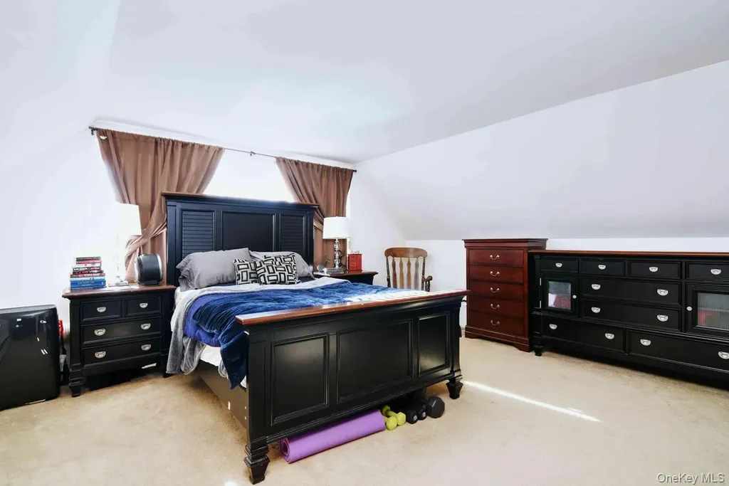 5 Wintergreen Drive Coram NY 11727