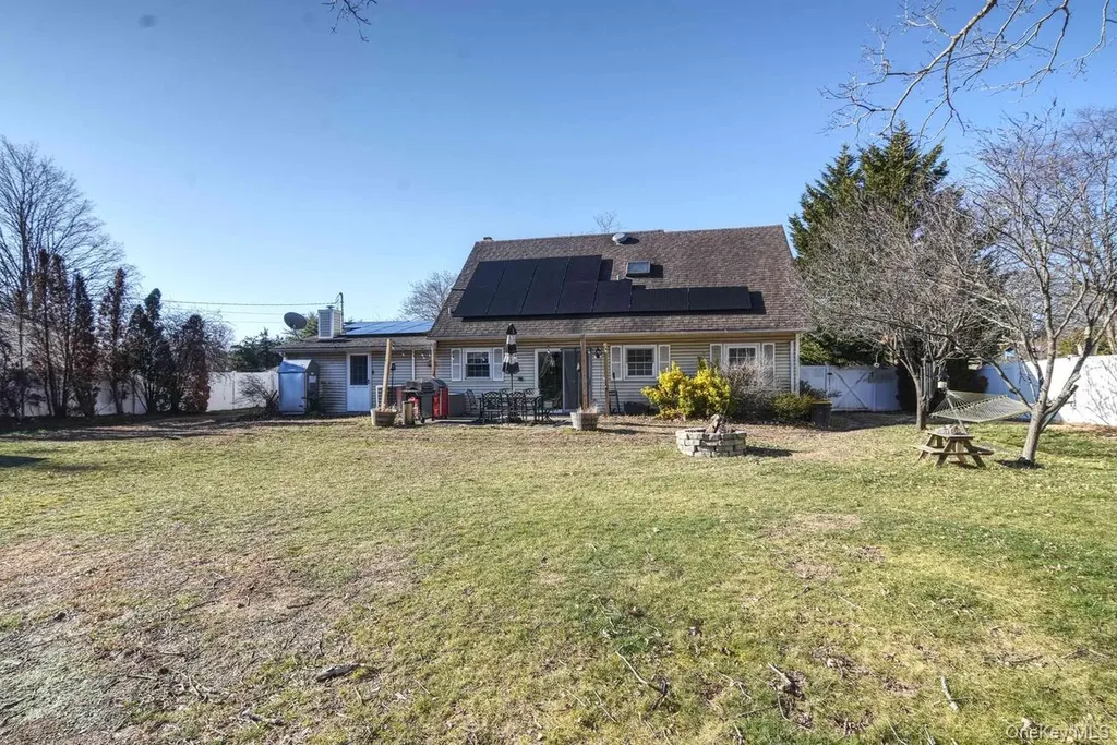 5 Wintergreen Drive Coram NY 11727
