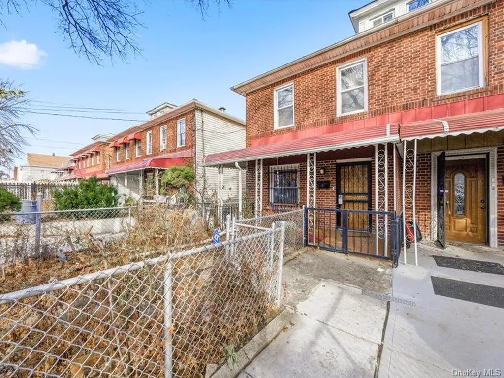 3330 Eastchester Road Bronx NY 10469