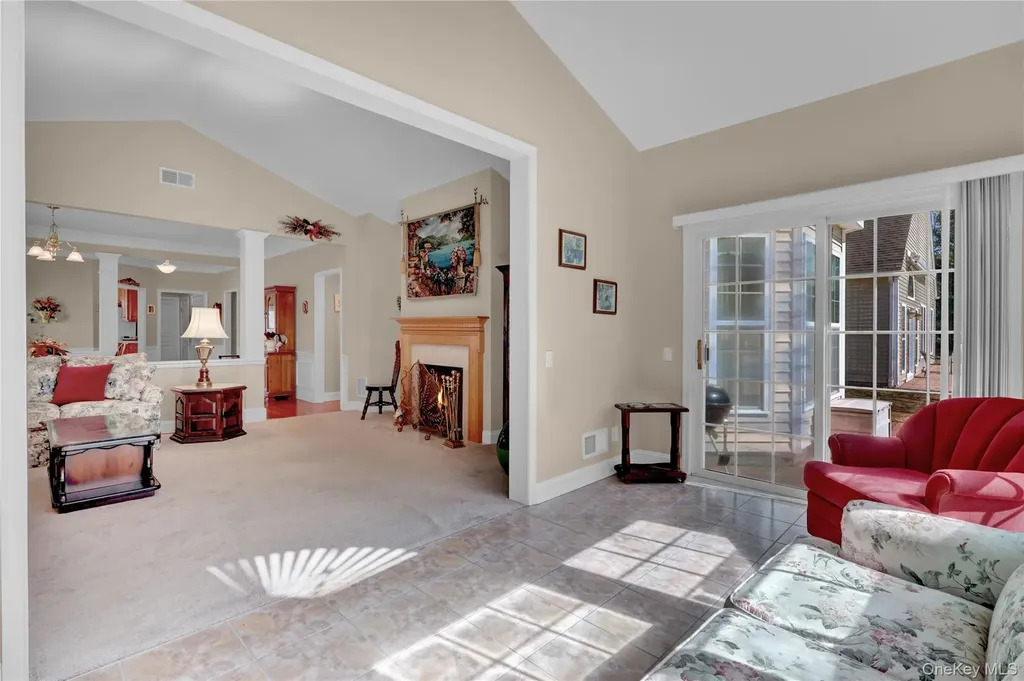 3 Louden Loop Mount Sinai NY 11766
