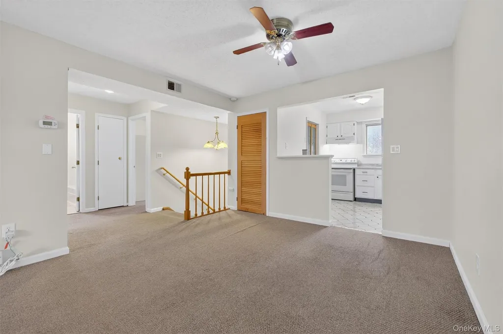 26 Cooper Road Poughkeepsie NY 12603