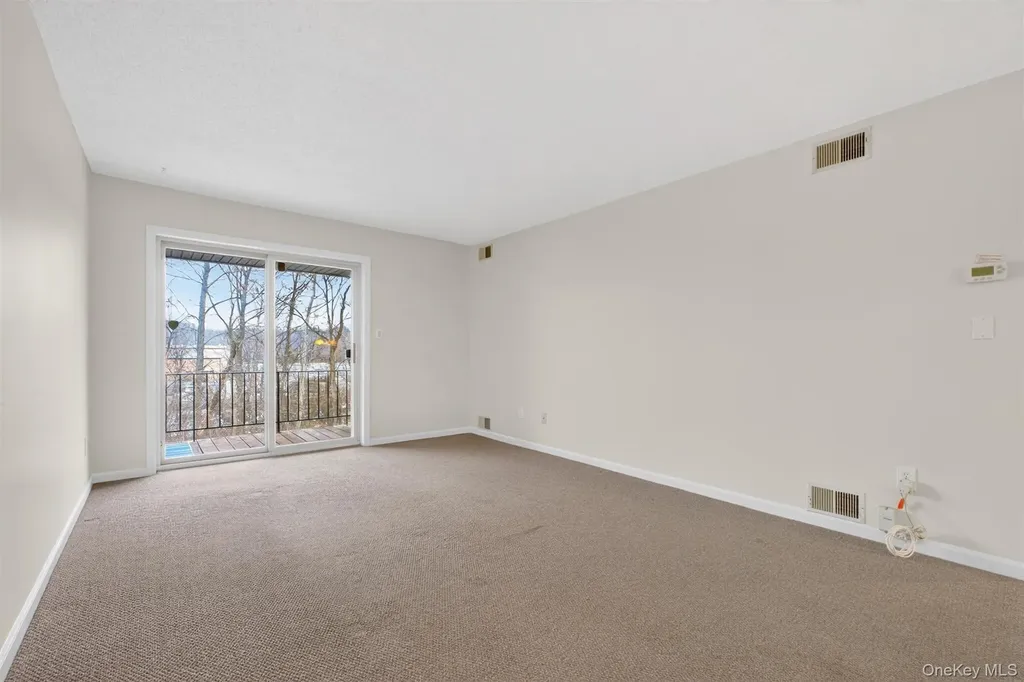 26 Cooper Road Poughkeepsie NY 12603