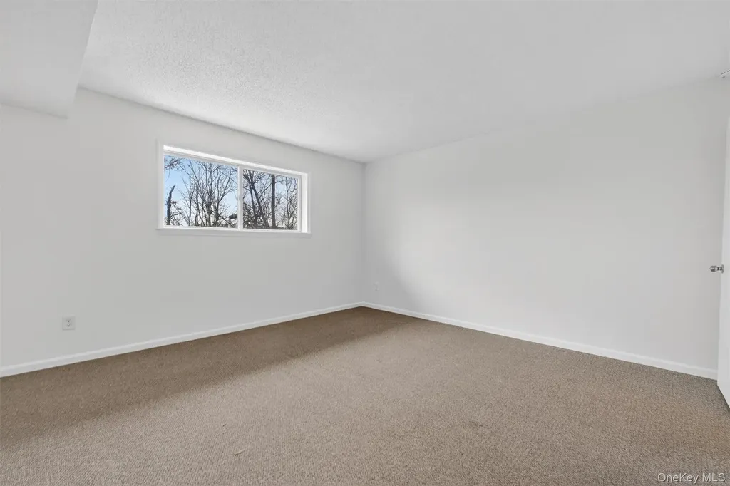 26 Cooper Road Poughkeepsie NY 12603