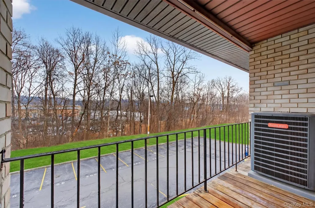 26 Cooper Road Poughkeepsie NY 12603