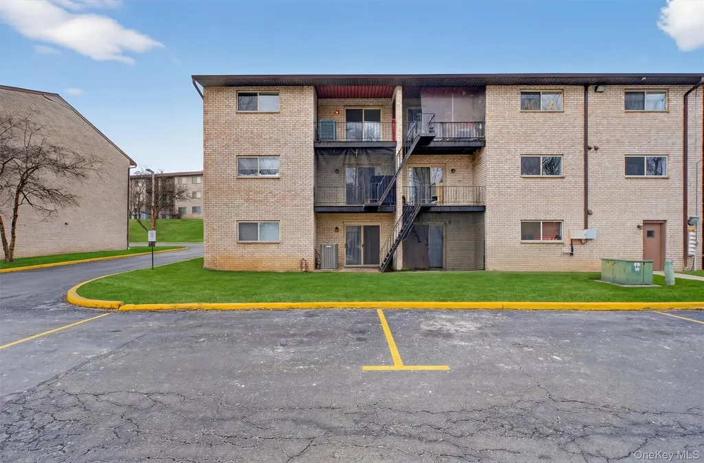 26 Cooper Road Poughkeepsie NY 12603