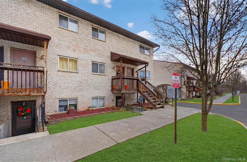26 Cooper Road Poughkeepsie NY 12603