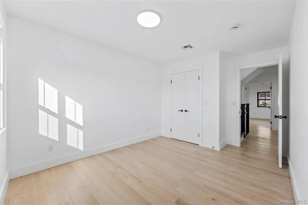 3307 153rd Street Flushing NY 11354