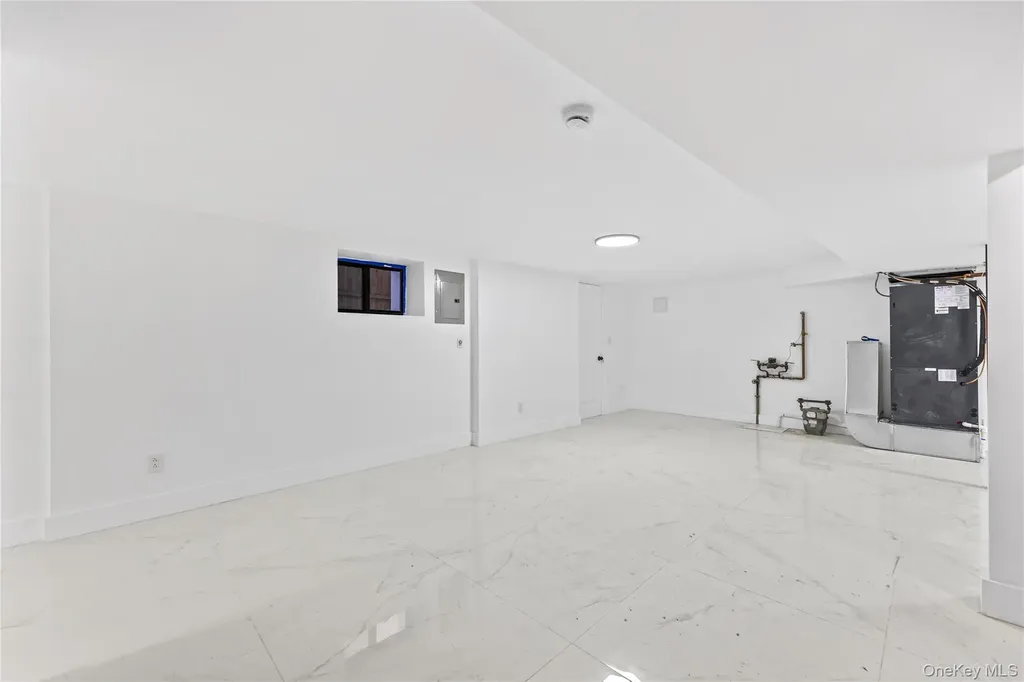 3307 153rd Street Flushing NY 11354