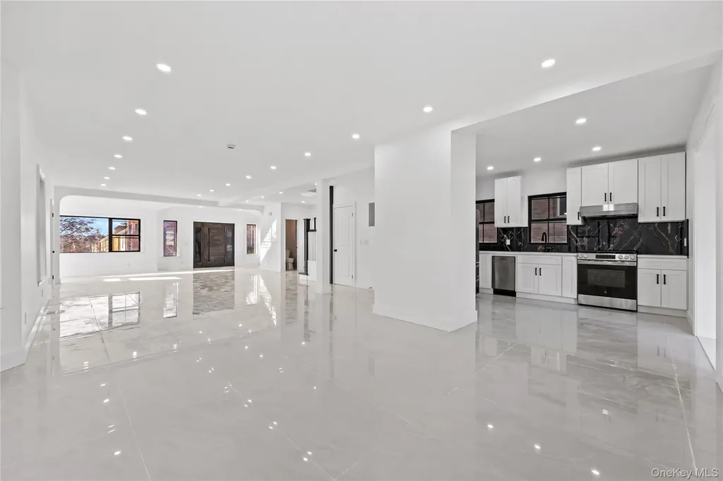 3307 153rd Street Flushing NY 11354