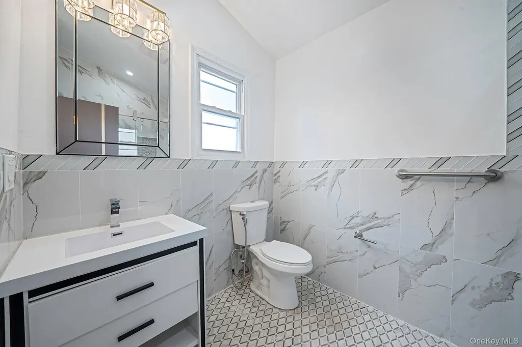 8703 168th Place Jamaica NY 11432