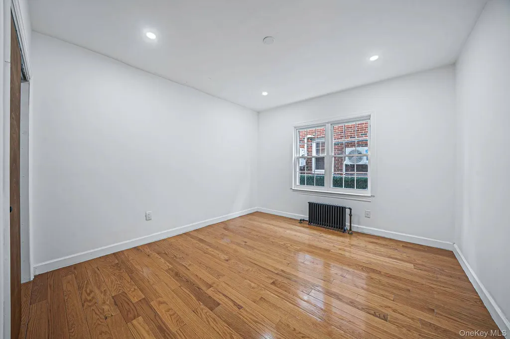 8703 168th Place Jamaica NY 11432
