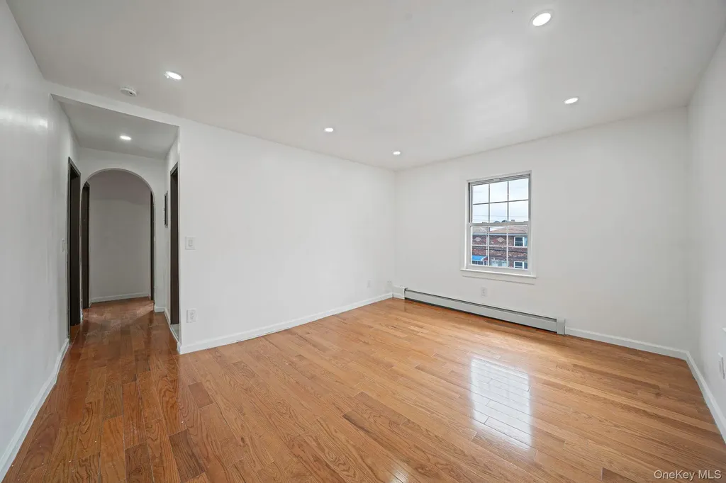 8703 168th Place Jamaica NY 11432
