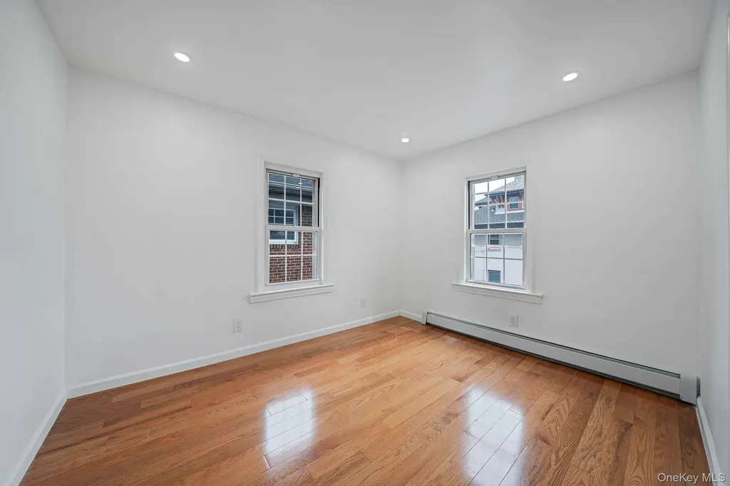 8703 168th Place Jamaica NY 11432