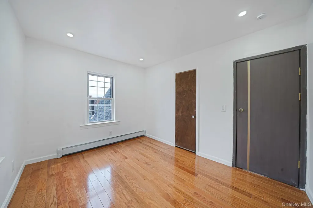 8703 168th Place Jamaica NY 11432